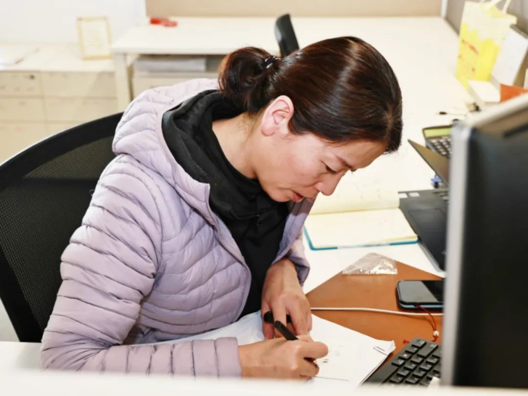 Be Brave to Say "Thank You" - Jiangsu Beiren Thanksgiving Special Event Be Brave to Say "Thank You" - Jiangsu Beiren Thanksgiving Special Event